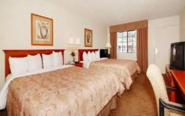 Deluxe Inn