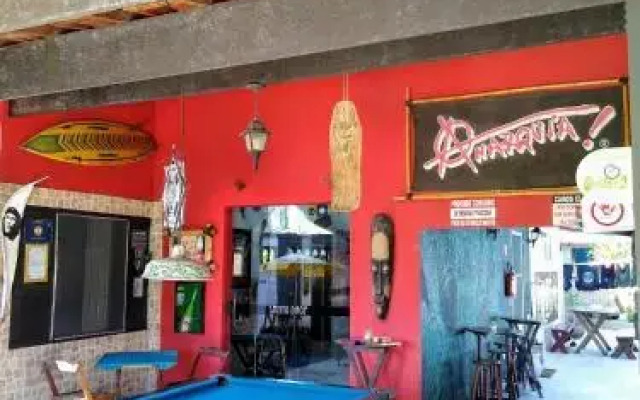 Santo Drop Skate Hostel