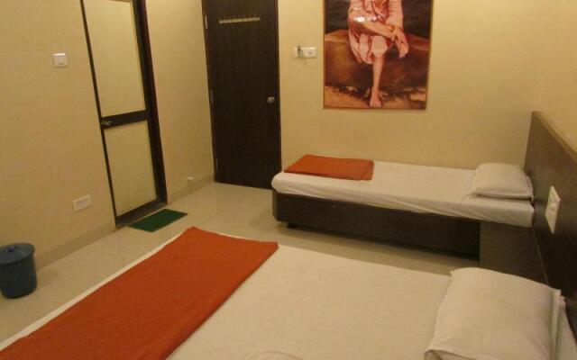 Hotel Sai Tirth