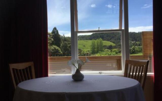 Romantic Rose Cottage