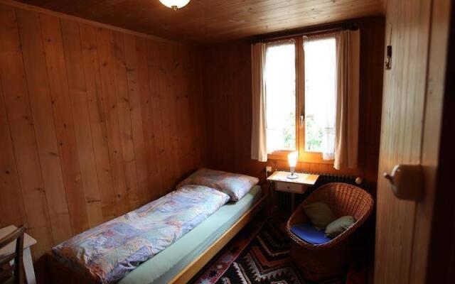 Lena, Chalet Inh 25206