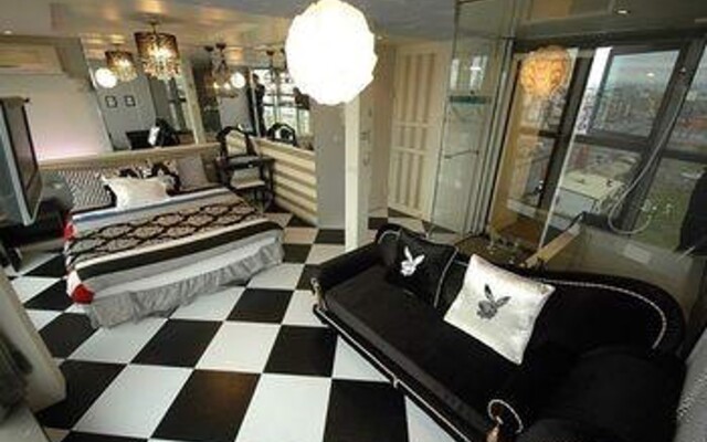 Sky Bar B&B