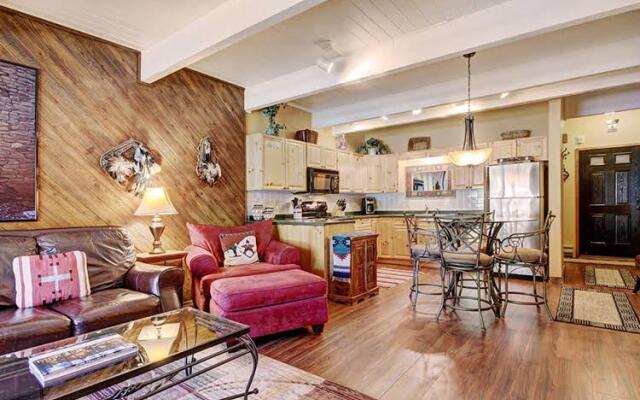 Sundowner II Unit 324 by RedAwning