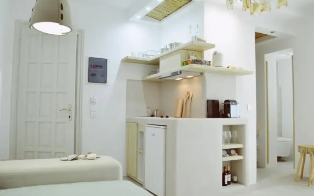 Nama Luxury Rooms & Suites