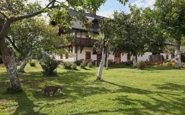 Osada Jeździecka Bata