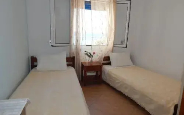 Akti Pension