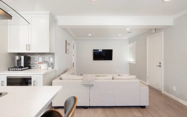 Radiant Estate New Luxury Cali 3 Bd!