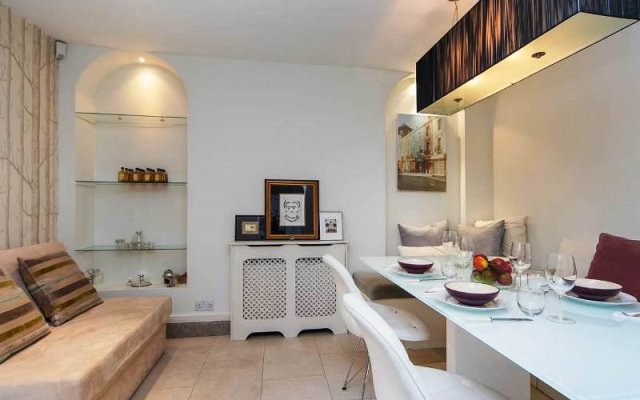 Veeve 2 Bed House On Stoneleigh Place Holland Park