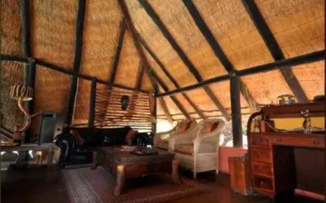 Gweta Lodge