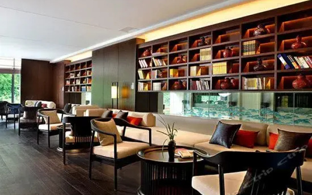Hongzhushan Hotel