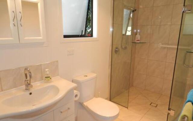 Fairway View Apartment - Motueka & Studio @14