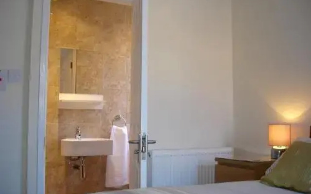 Summerfield Guest House