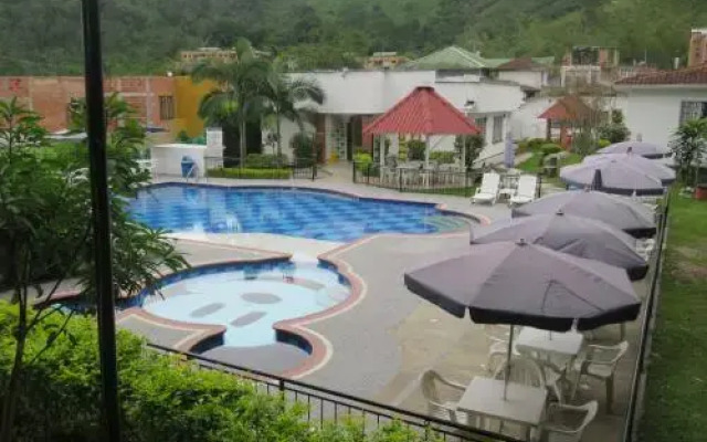 Hotel Campestre la Vega Inn