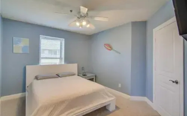 Ocean Boulevard Villas 208 by RedAwning