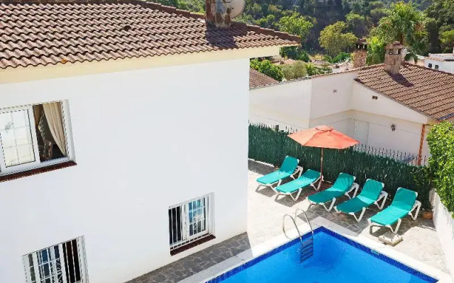 Piccadilly - Six Bedroom