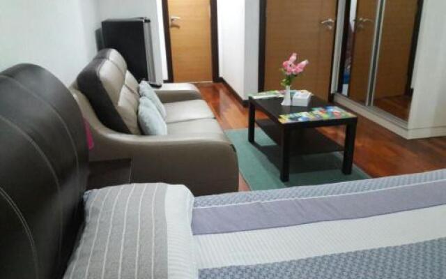 Laras Suites @ Casa Residency