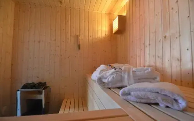 Haus Mönchgut - House Half 2