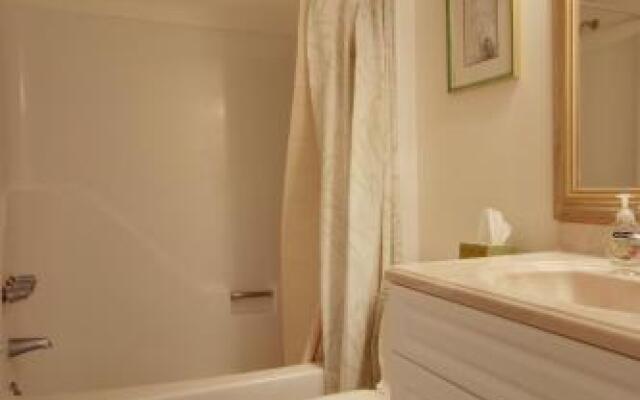 Breakaway East 212 - 2 Br Condo