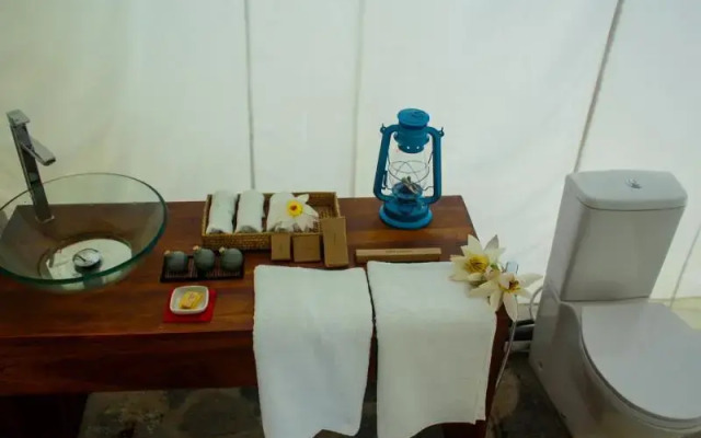 The Naturalist Luxury Tents