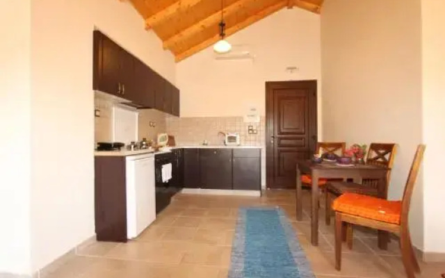 Kirki s Cozy Getaway - Paxoi Getaway w Jacuzzi