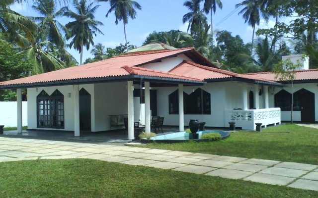 Whitehouse Guest House