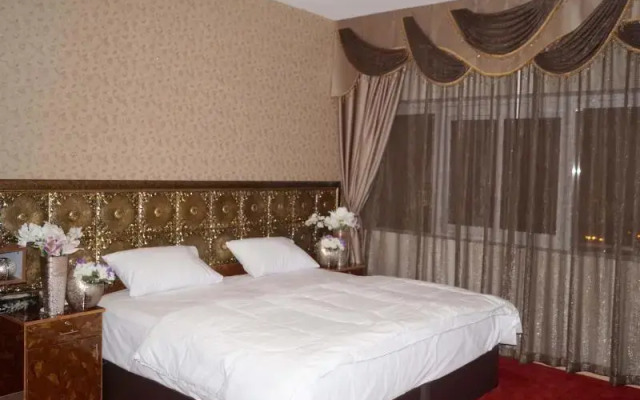 Aureate Hotel Apartment