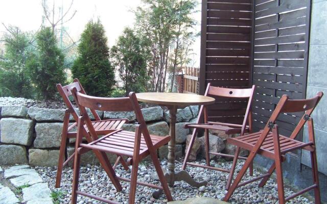 Alexandria Apartment