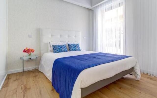Guestready - Capacious Design Room 2 In Downtown Porto