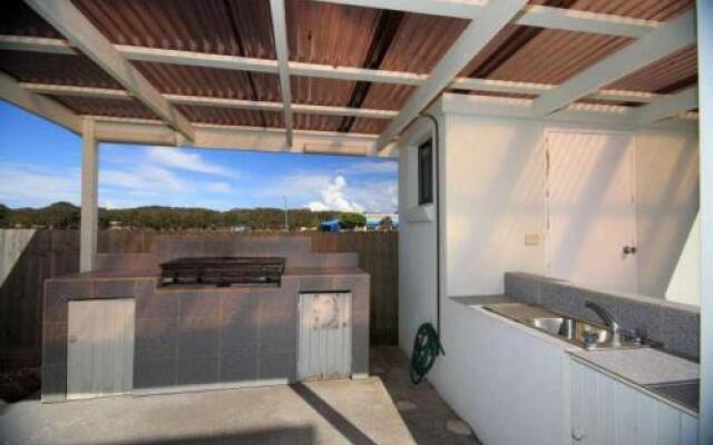 Hi Surf Unit 1 92 Head St Forster