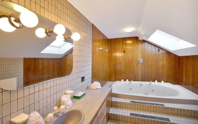 Winterberry Townhouse #1 by RedAwning