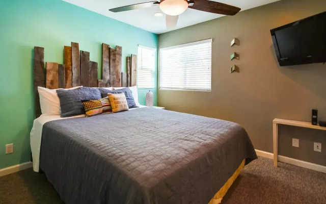 Coastal Retreat - 2 Br Home