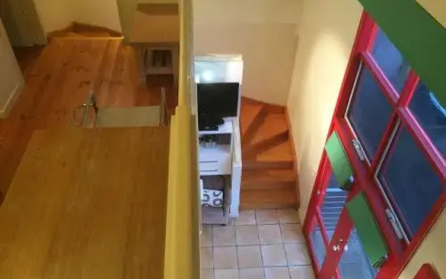 Cora Lynn - Apartment 18