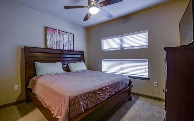 Stay Smart Live Oak St Uptown Downtown