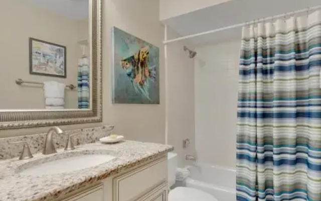 Tops'l Beach Manor 0113