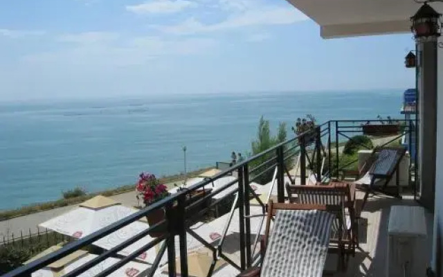 Pensiunea Trident Costinesti