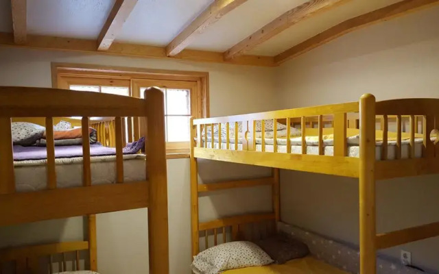 Harbor Guesthouse - Hostel