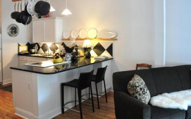 Crate & Cargo Suite 1