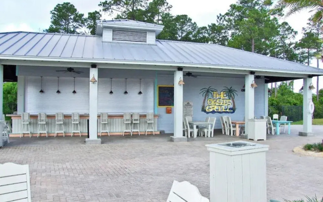 Wharf 405 - 2 Br condo