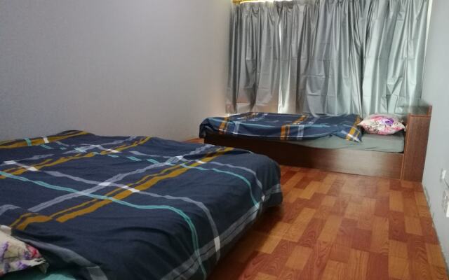 Oceanus Backpackers Hostel