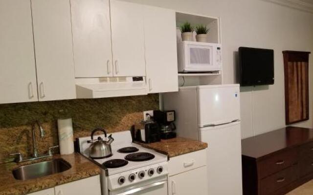 Miami Beach Suncoast Apartment III