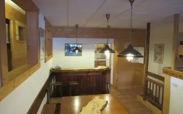 Le Mont Blanc (Gite Des Alpes)