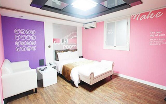 Zzam Hotel Suwon