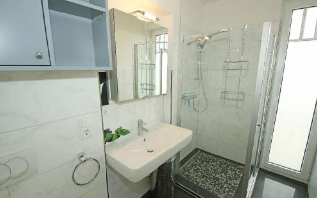 Villa Lena - FeWo 04 mit Terrasse