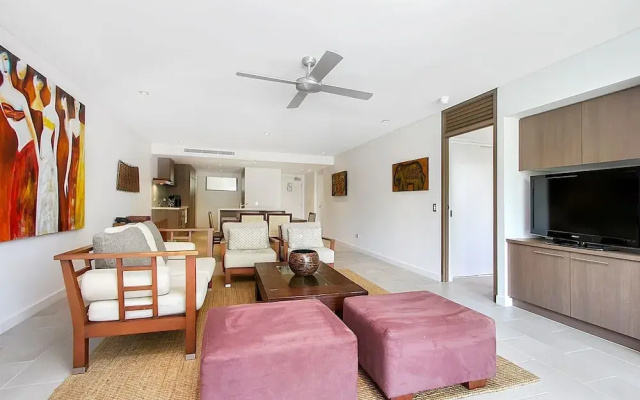 Private Penthouse 407