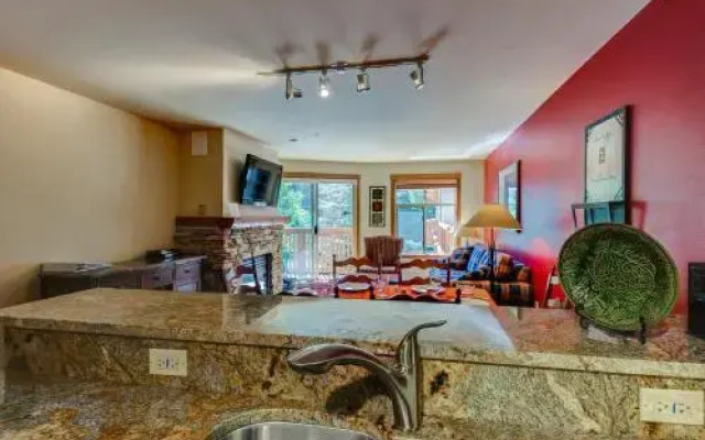 Powderhorn Lodge 209