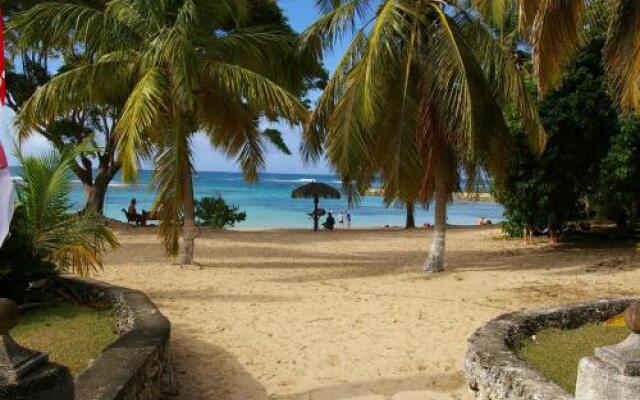 LeLagon Vue Mer, Pieds dans l'eau