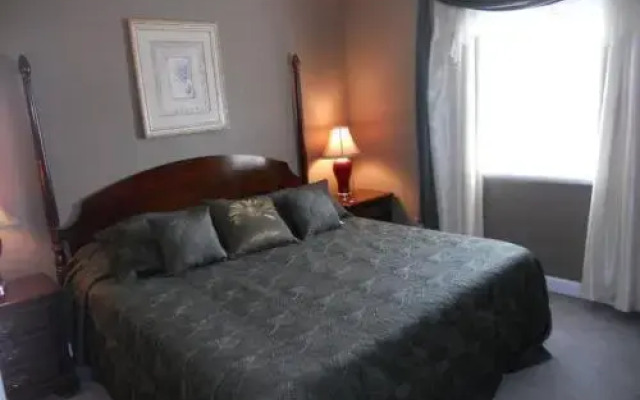 Gatlinburg Chateau Condo #304 by RedAwning