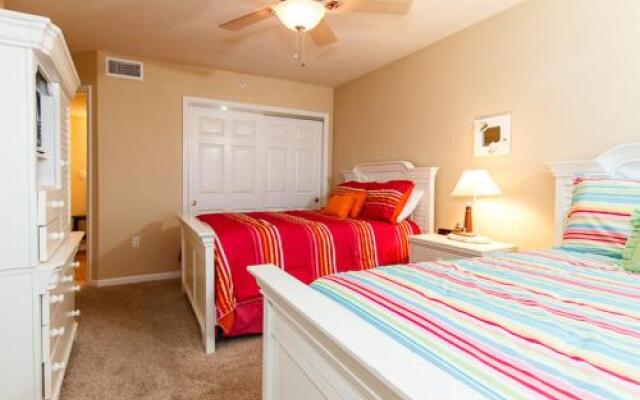 Islander 5003 by RedAwning