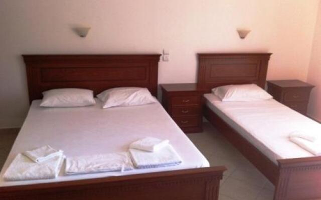 Sideris Lambros Rooms