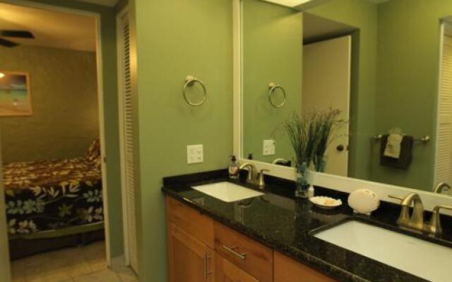 Casa De Emdeko 203 - One Bedroom Condo